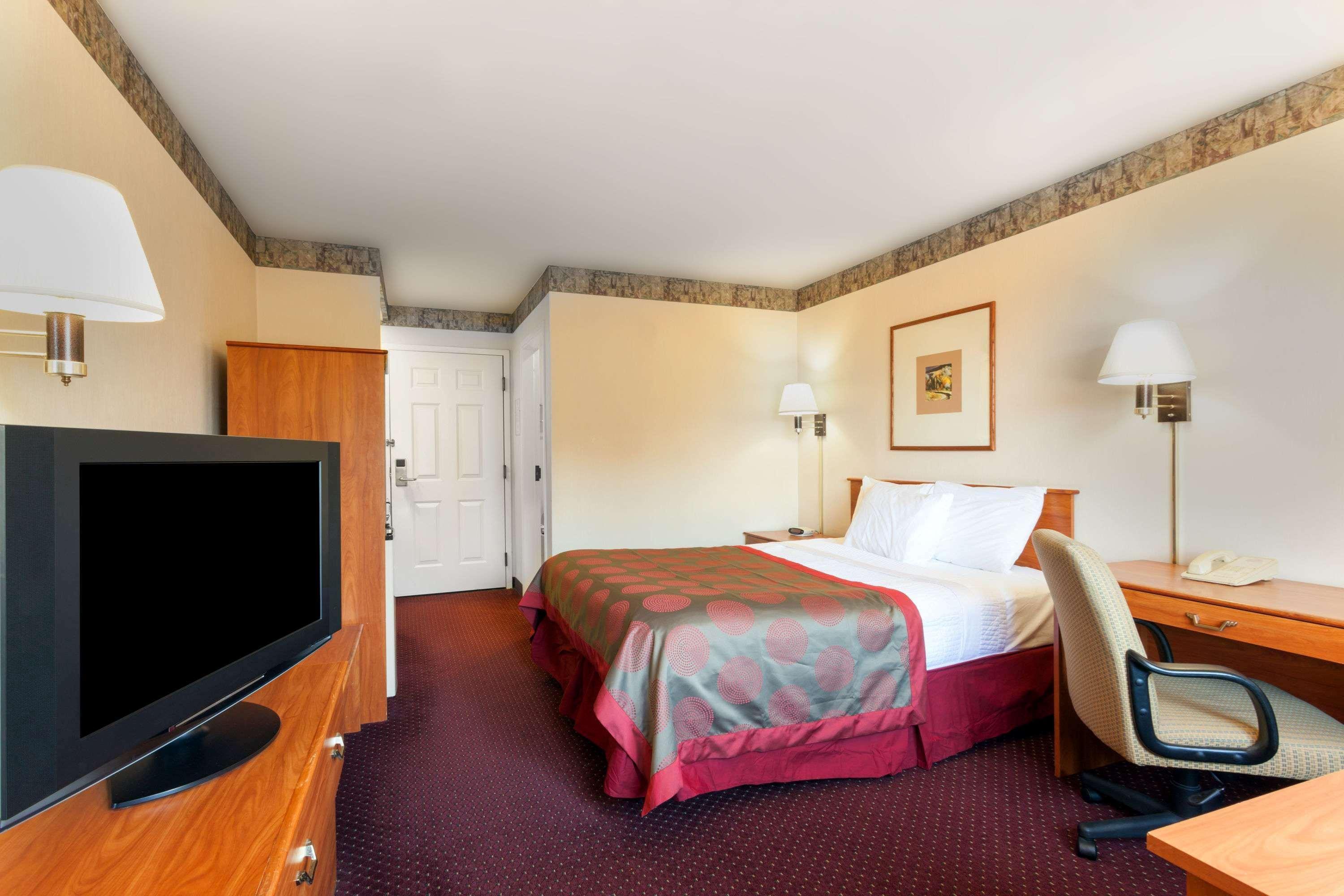 Ramada Limited Airport Tukwila Hotel Ngoại thất bức ảnh